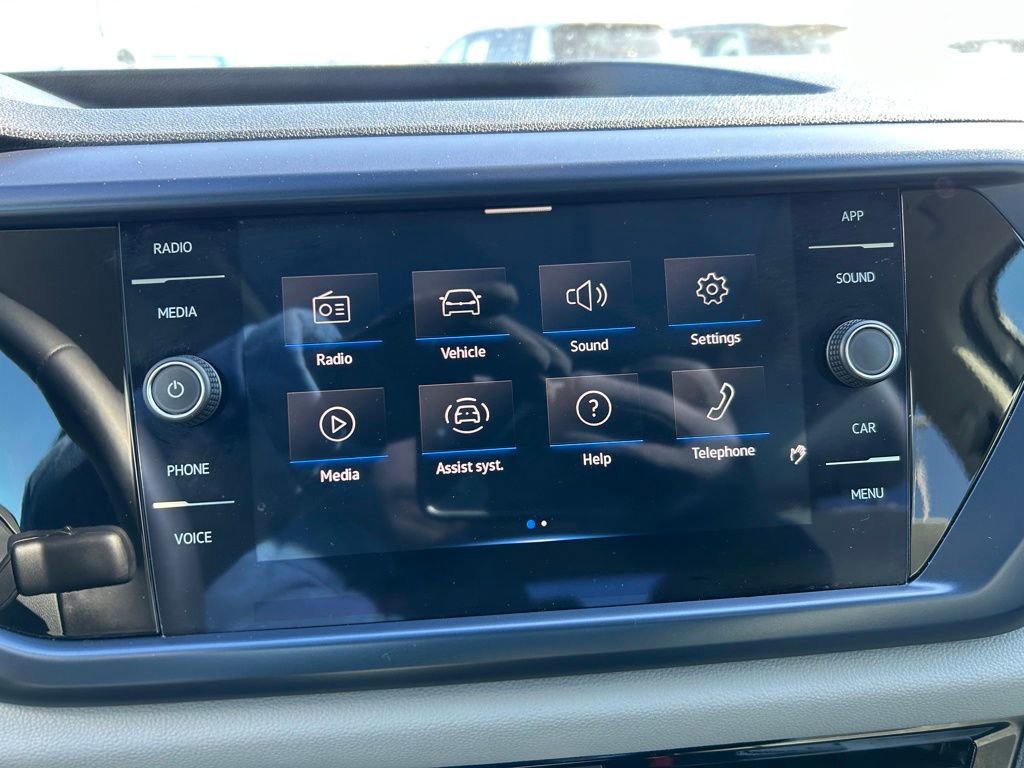 Used 2023 Volkswagen Taos SE image 12