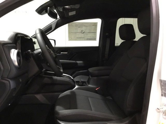 New 2024 Chevrolet Colorado LT w/ LT Convenience Package II image 29
