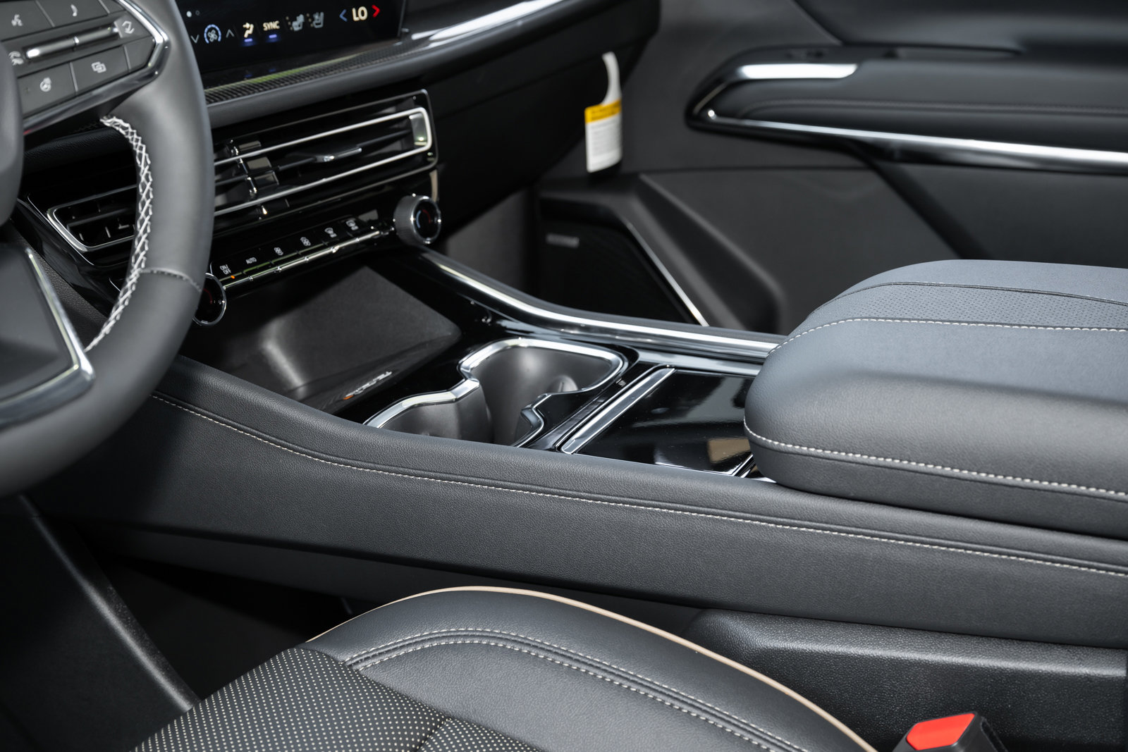 New 2026 Chevrolet Traverse High Country image 34