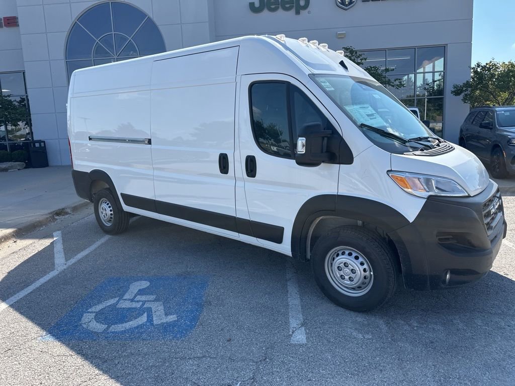 New 2026 RAM ProMaster 2500 w/ Convenience Group image 40