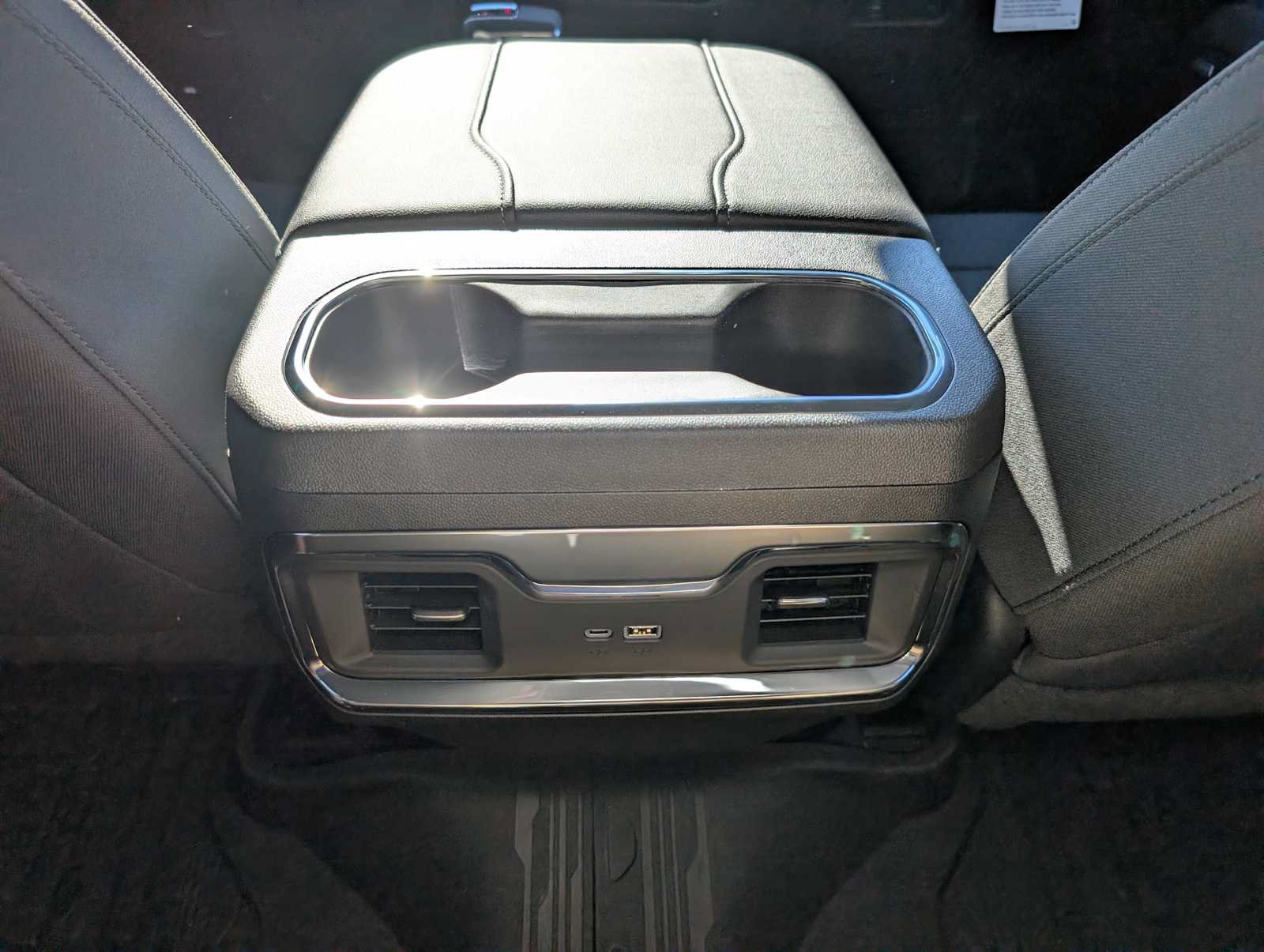 New 2026 GMC Sierra 1500 Elevation w/ Preferred Package AWD/4WD image 15