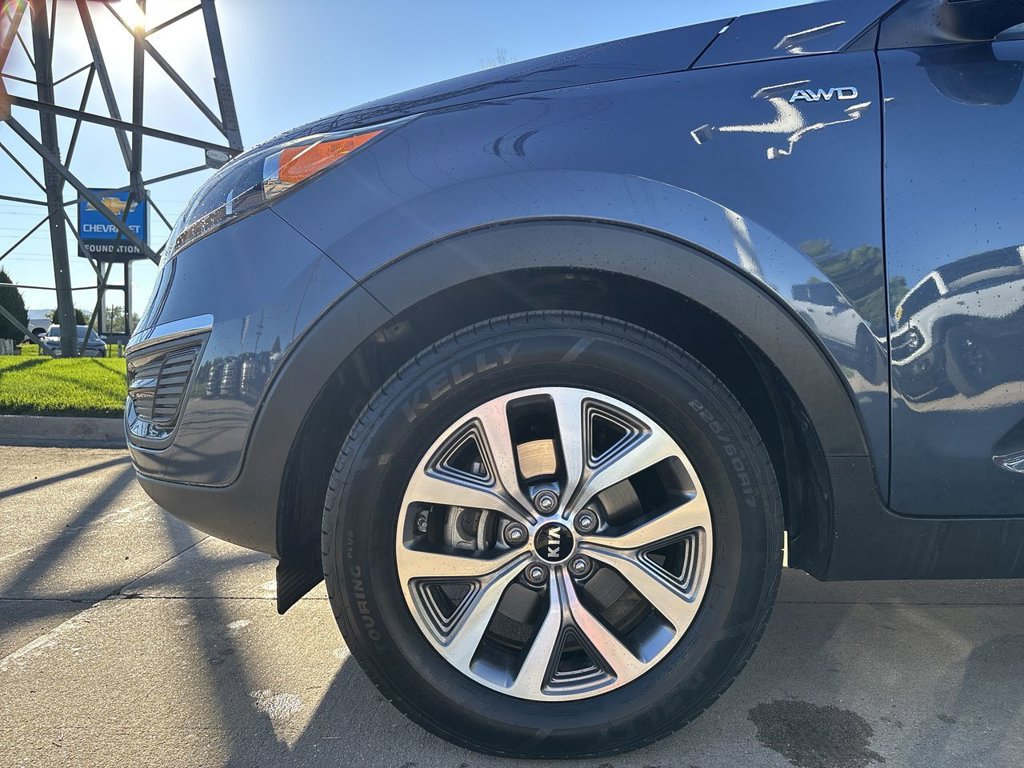 Used 2016 Kia Sportage LX AWD/4WD image 36