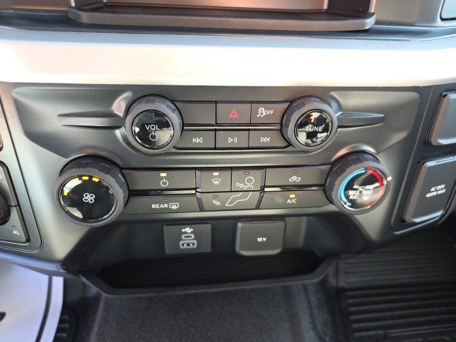 New 2026 Ford F350 XLT image 19