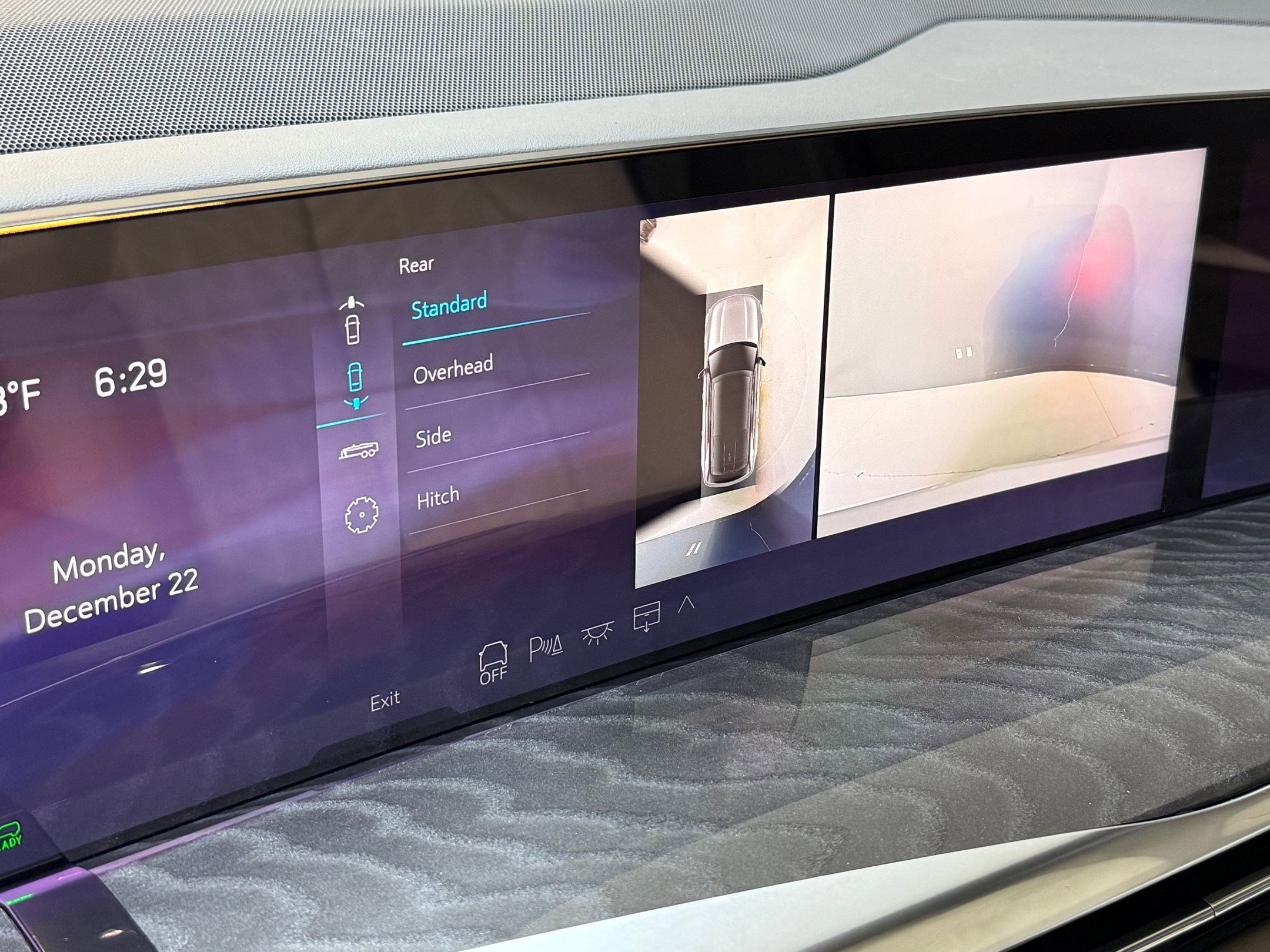 New 2025 Cadillac Escalade IQ Luxury 1 w/ Smart Trailering package image 33