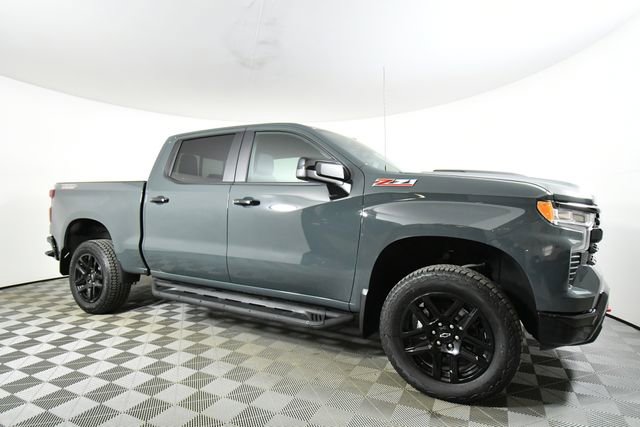 Used 2026 Chevrolet Silverado 1500 LT Trail Boss w/ Convenience Package II image 9