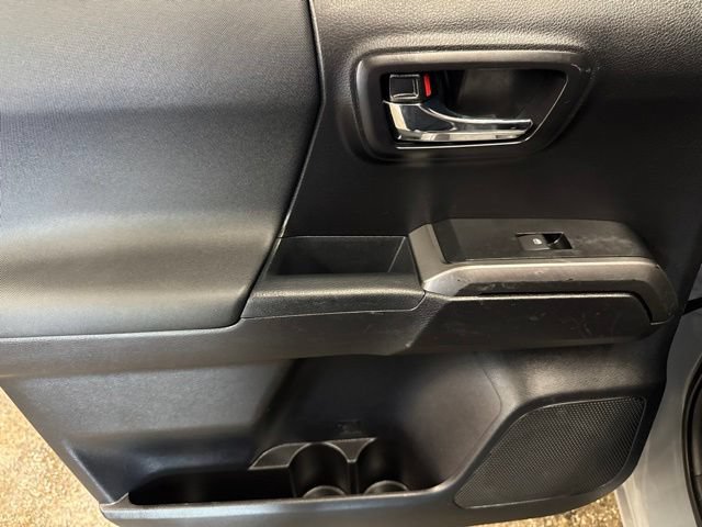 Used 2019 Toyota Tacoma TRD Off-Road AWD/4WD image 20