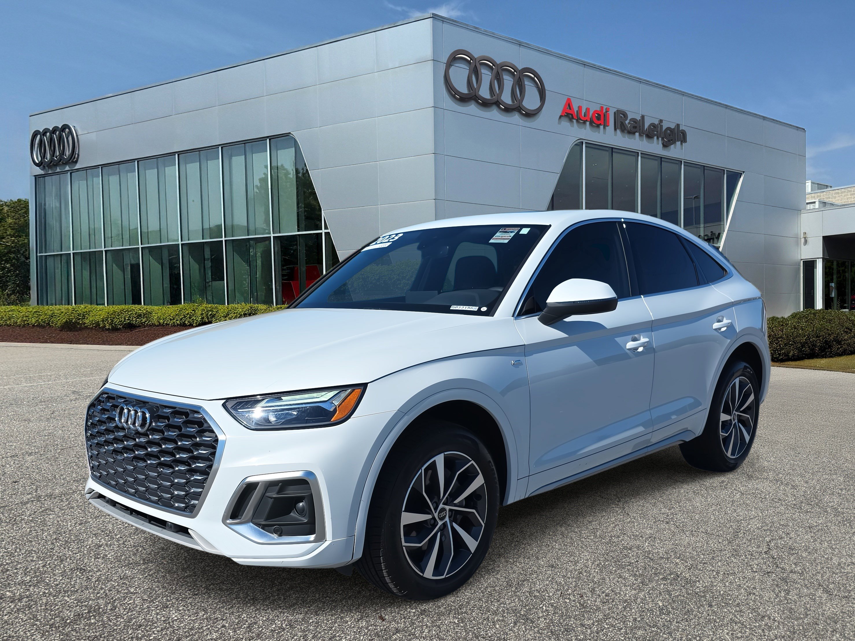 Used 2023 Audi Q5 2.0T Premium w/ Convenience Package