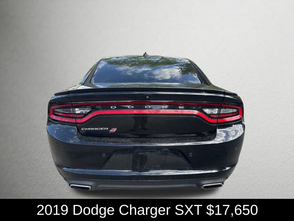 Used 2019 Dodge Charger SXT w/ Cold Weather Package AWD/4WD image 4