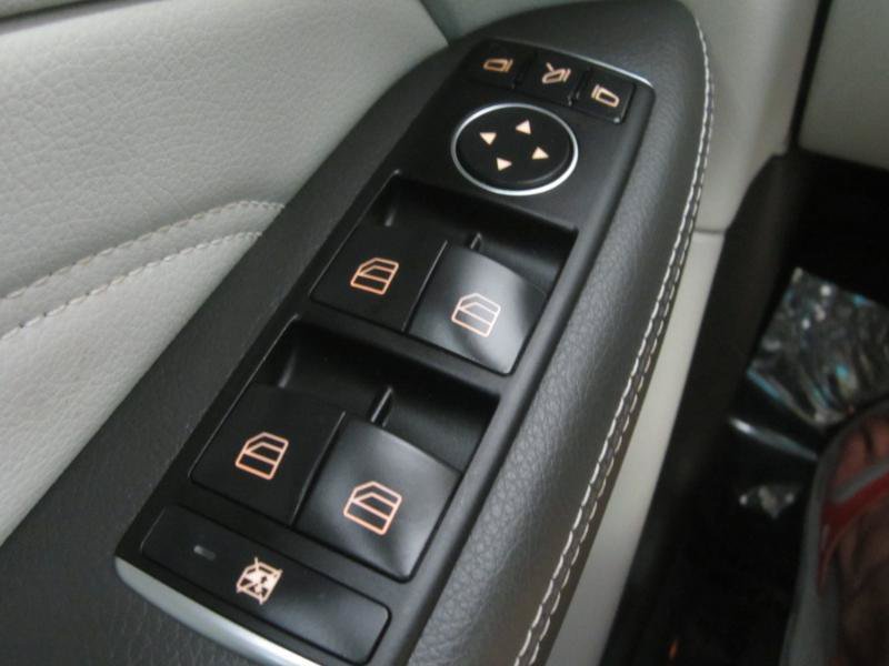 Used 2014 Mercedes-Benz ML 350 4MATIC image 28