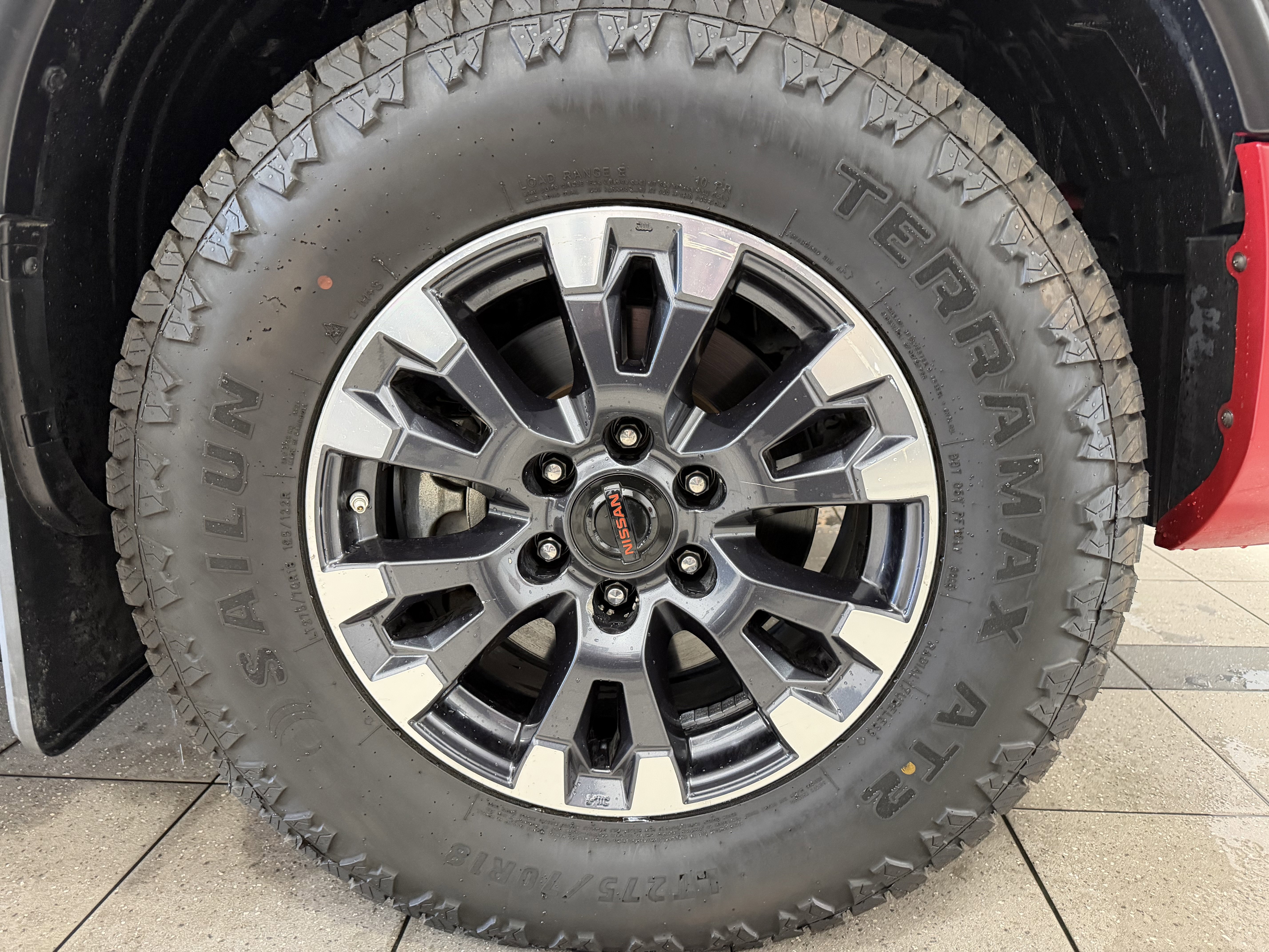 Used 2020 Nissan Titan PRO-4X w/ Pro-4x Convenience Package image 35