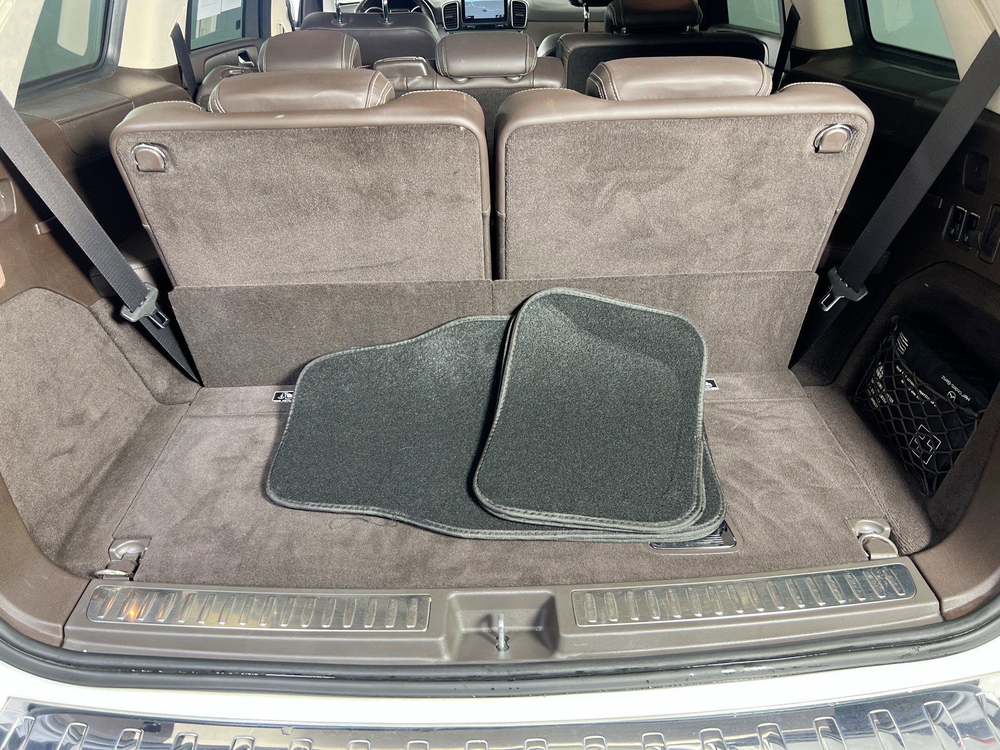 Used 2019 Mercedes-Benz GLS 550 4MATIC image 28