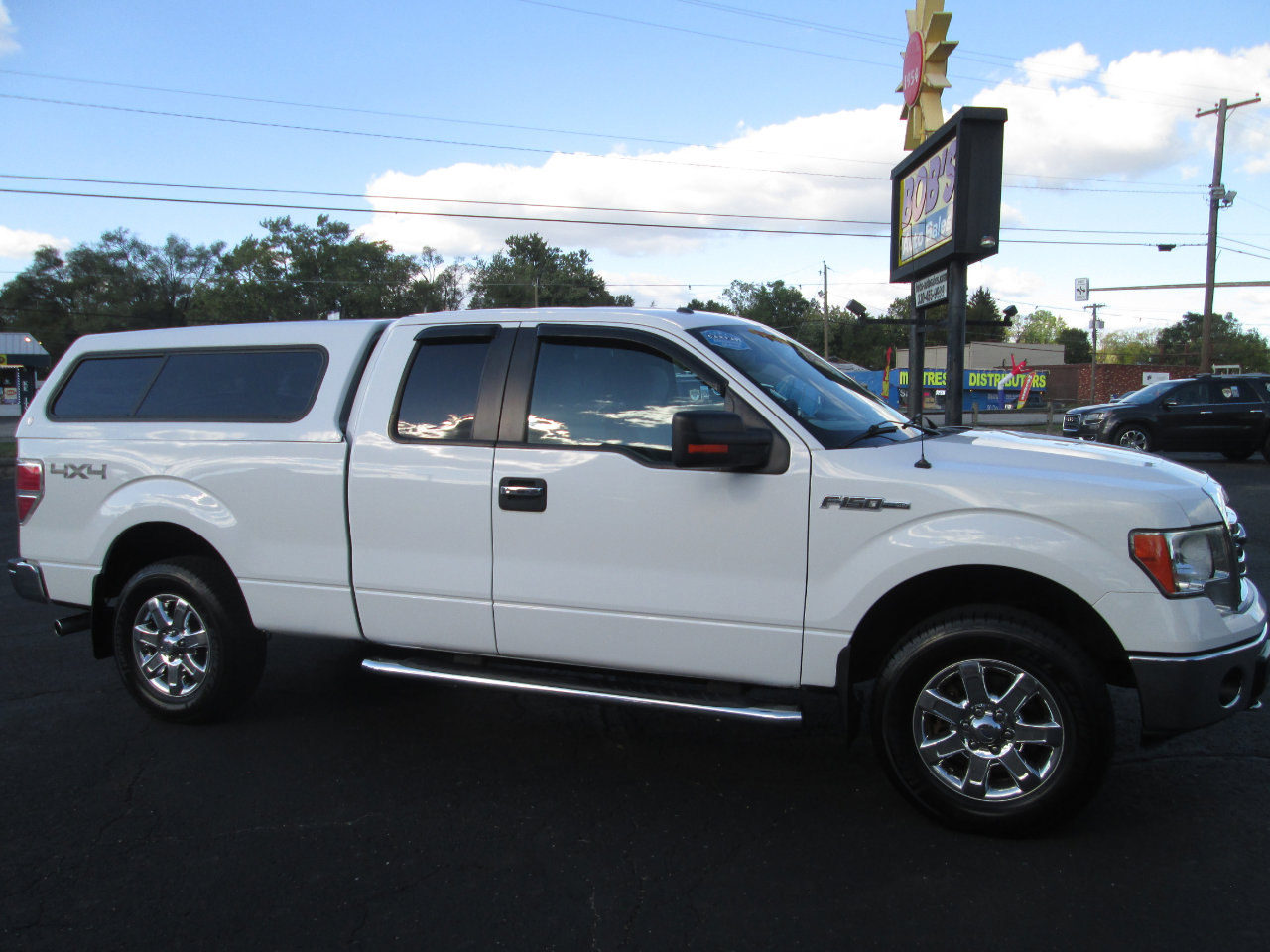 Used 2013 Ford F150 XLT w/ XLT Chrome Pkg image 1