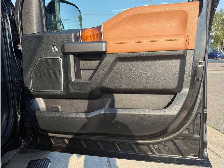Used 2017 Ford F150 Limited AWD/4WD image 24