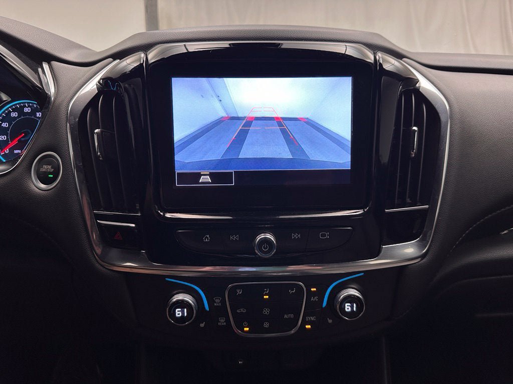 Used 2023 Chevrolet Traverse LT AWD/4WD image 8