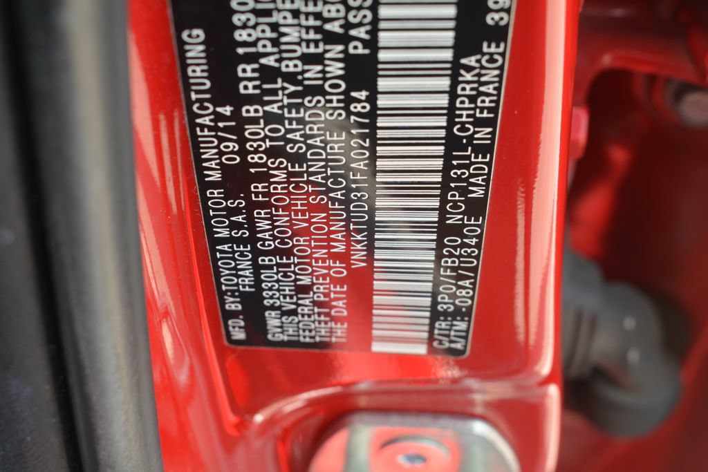 Used 2015 Toyota Yaris LE FWD image 22