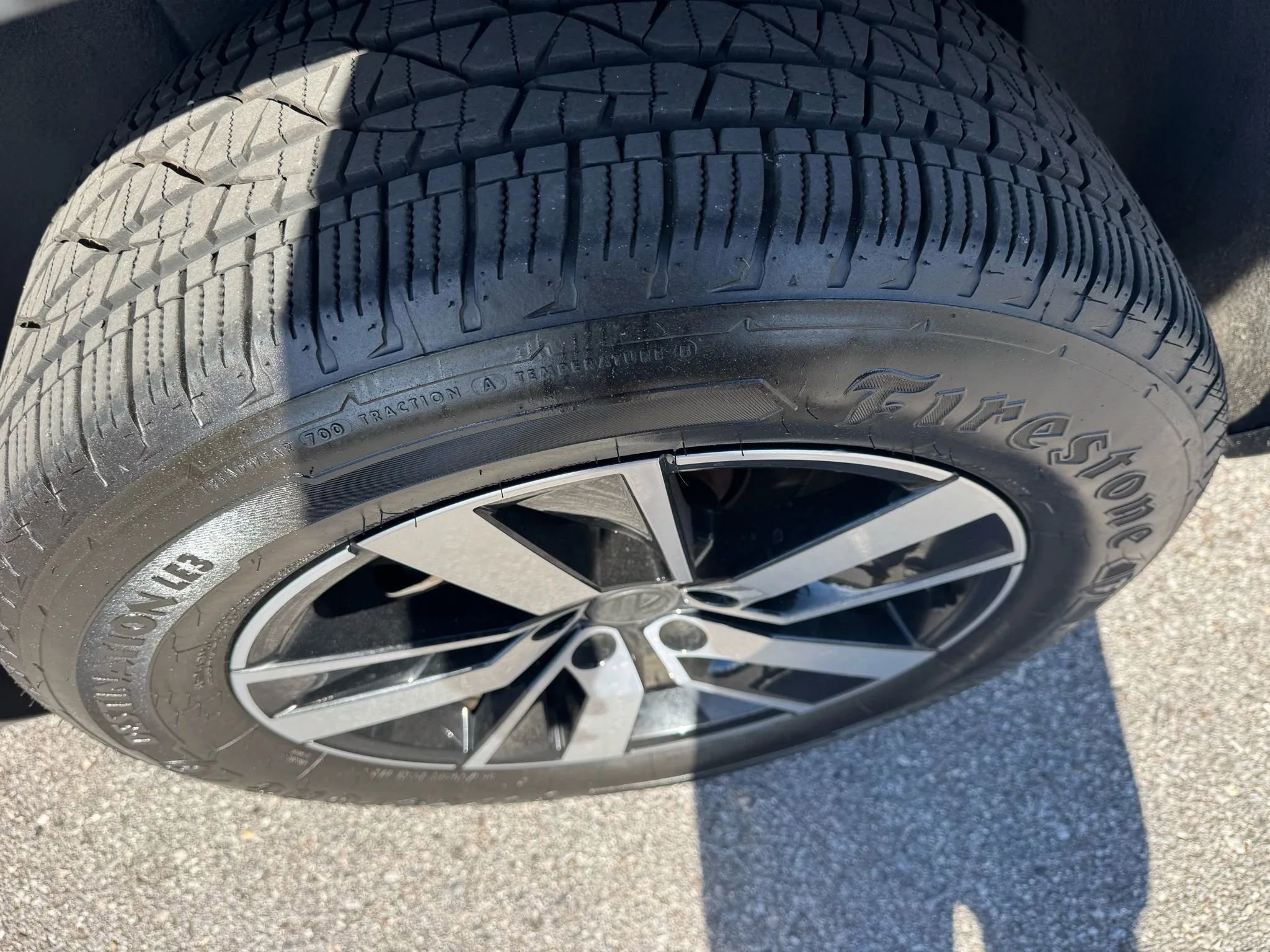 Used 2018 Volkswagen Atlas S image 24