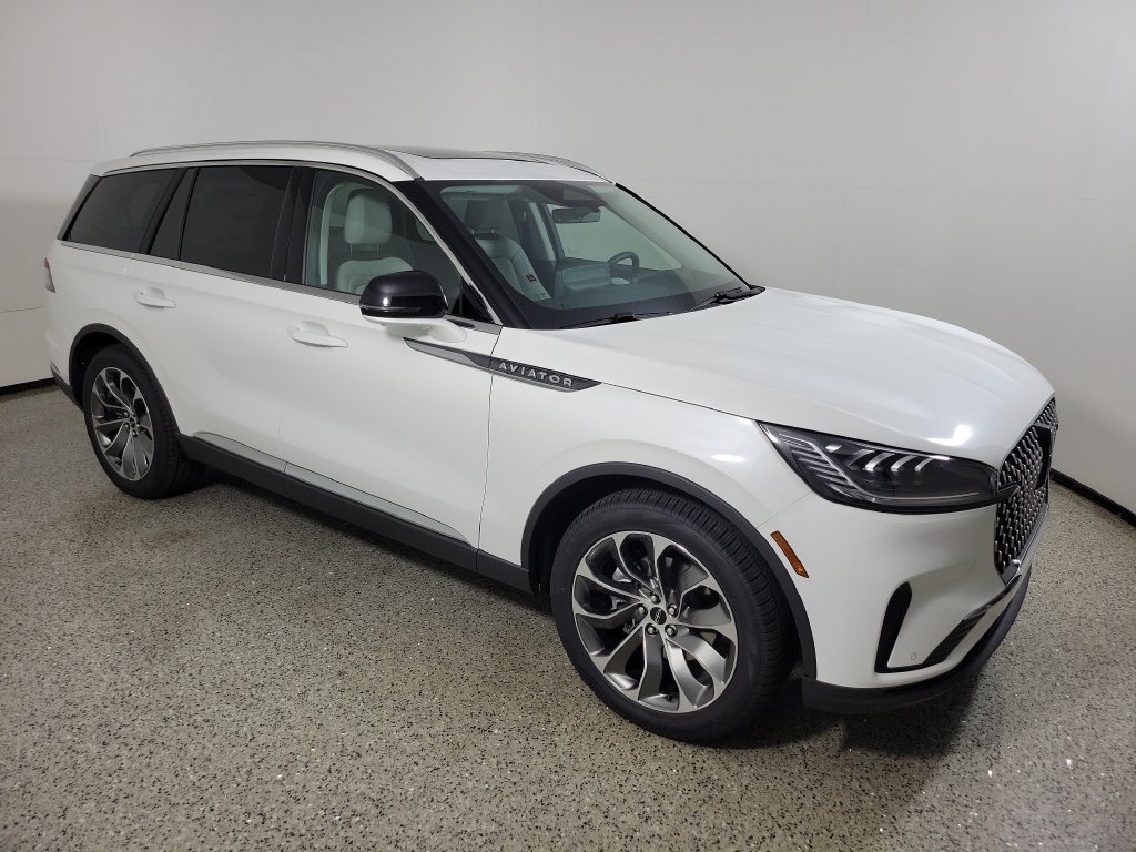 New 2027 Lincoln Aviator Reserve RWD image 33