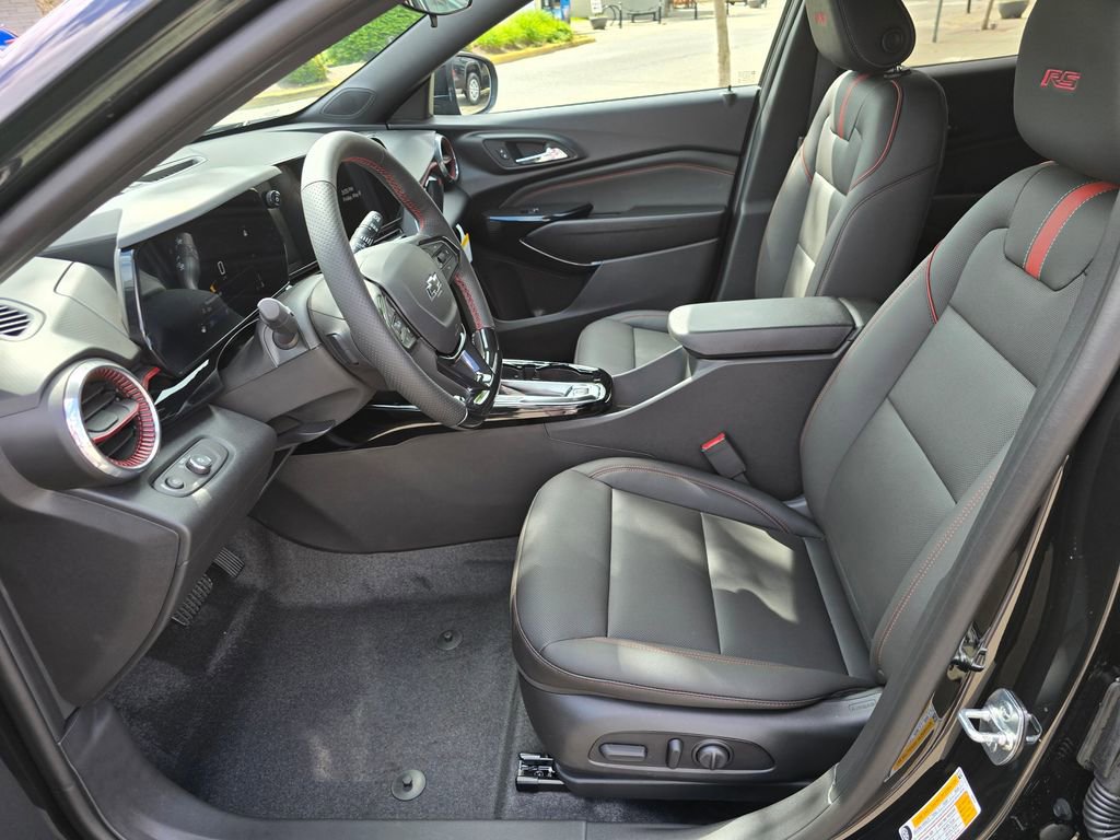 New 2026 Chevrolet Trax RS w/ Driver Confidence Package FWD image 22