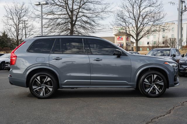 Used 2022 Volvo XC90 T8 R-Design w/ Advanced Package image 4