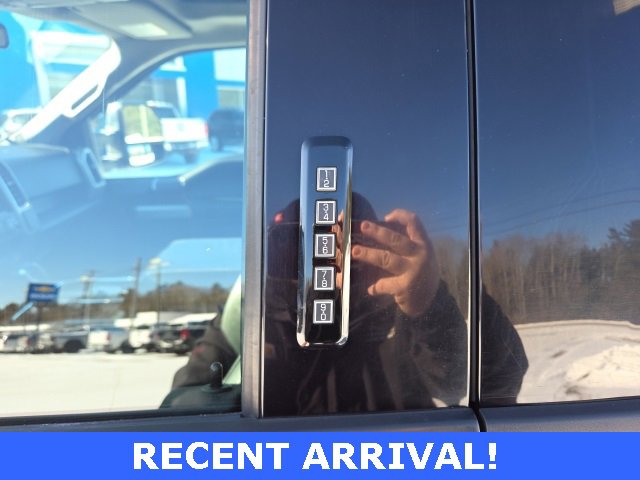 Used 2017 Ford F150 Lariat w/ Equipment Group 502A Luxury image 20