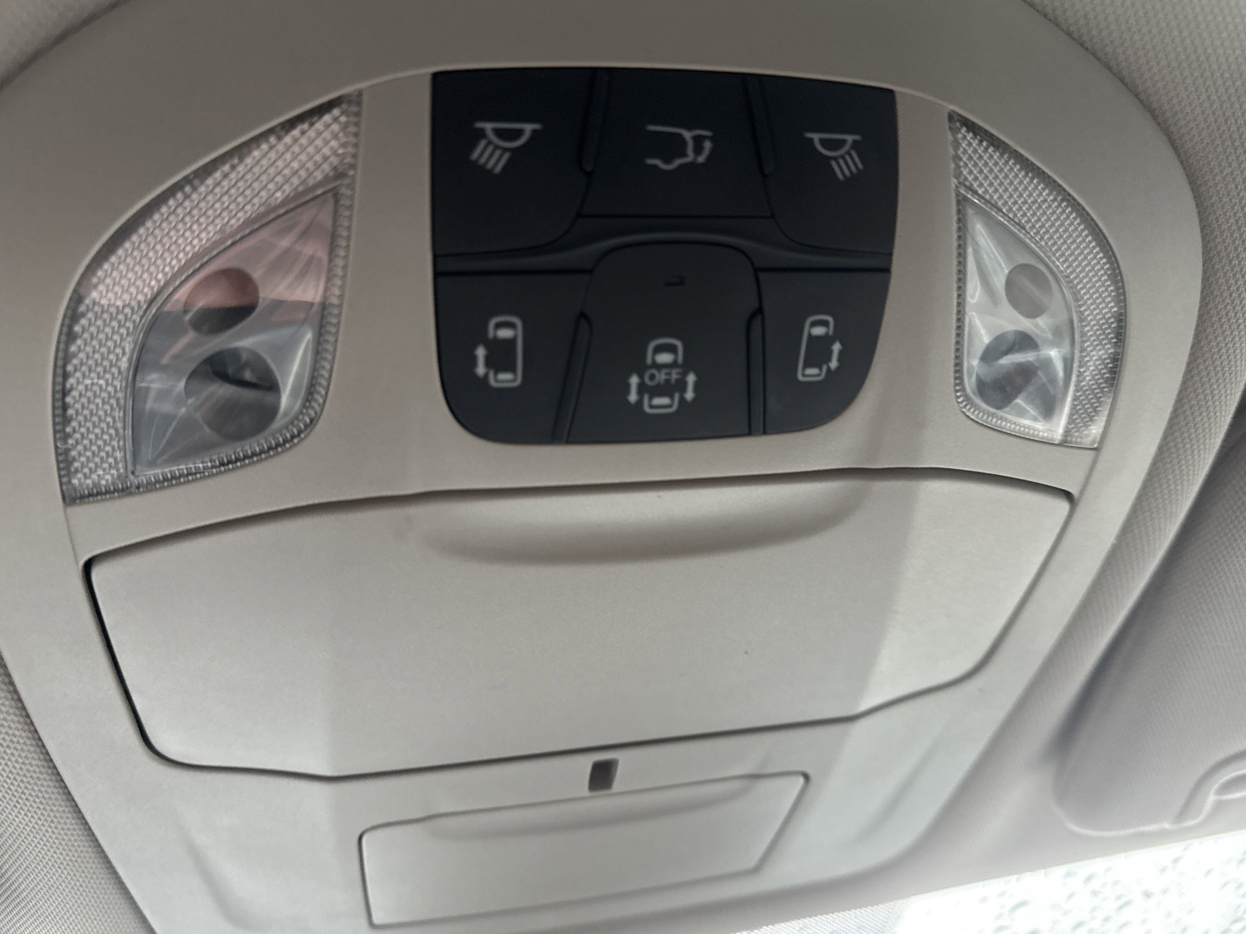 Used 2022 Chrysler Pacifica Touring-L image 24