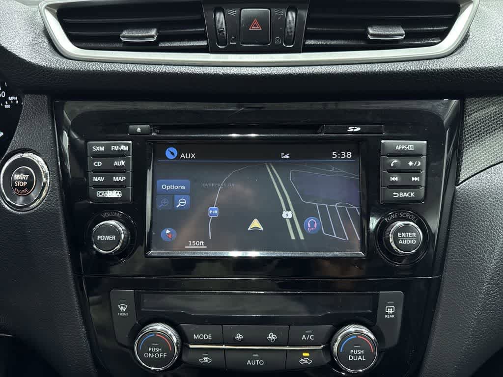 Used 2016 Nissan Rogue SL image 20
