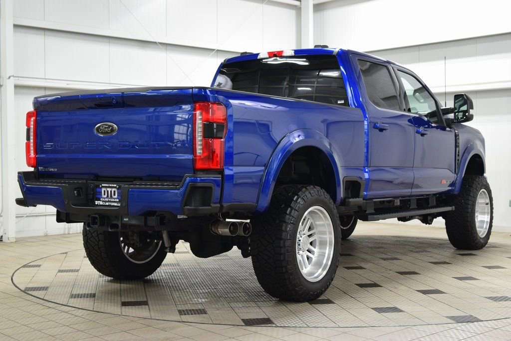 Used 2026 Ford F250 Lariat w/ Black Appearance Package image 7