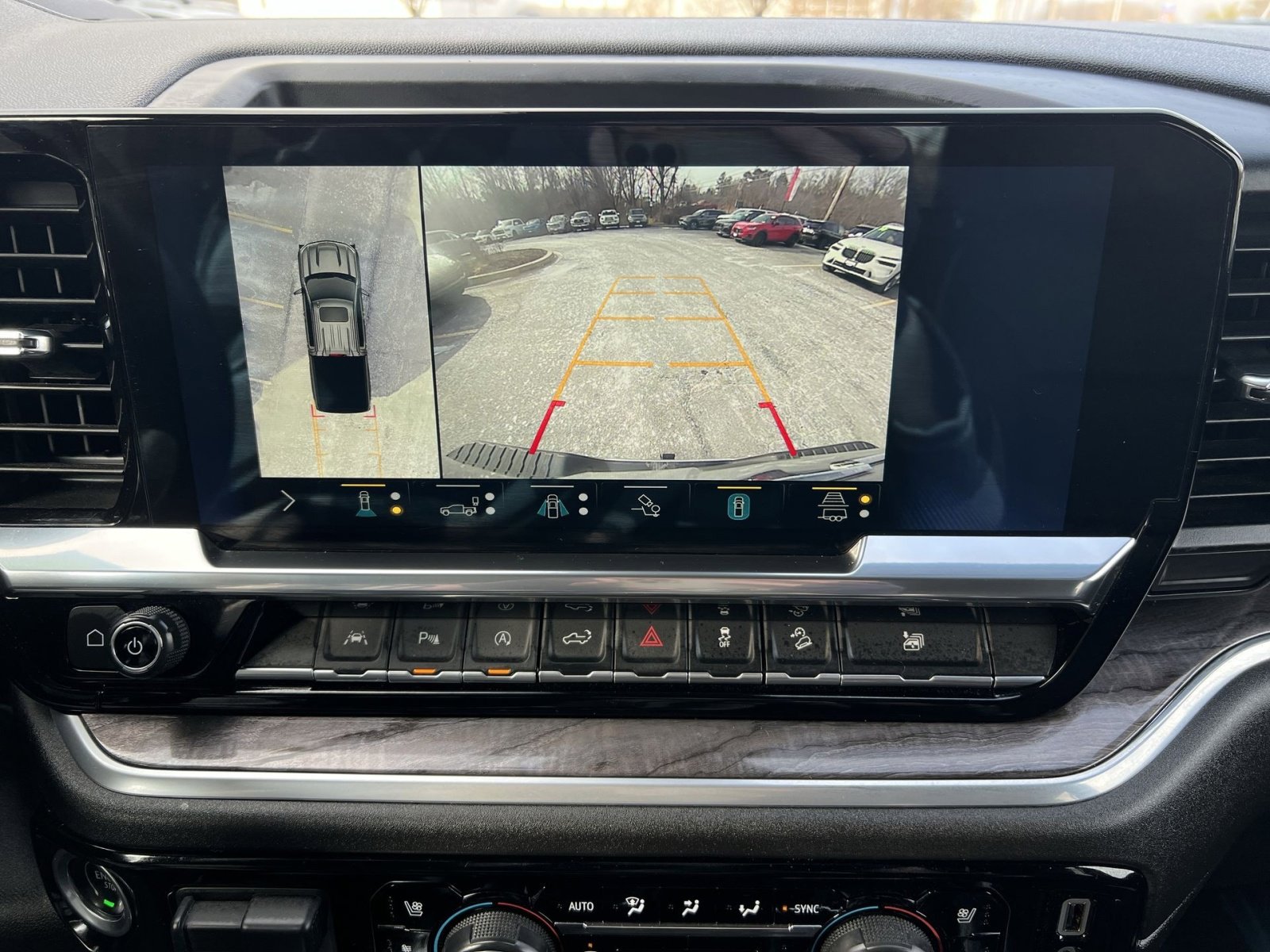 Used 2022 Chevrolet Silverado 1500 LTZ image 19