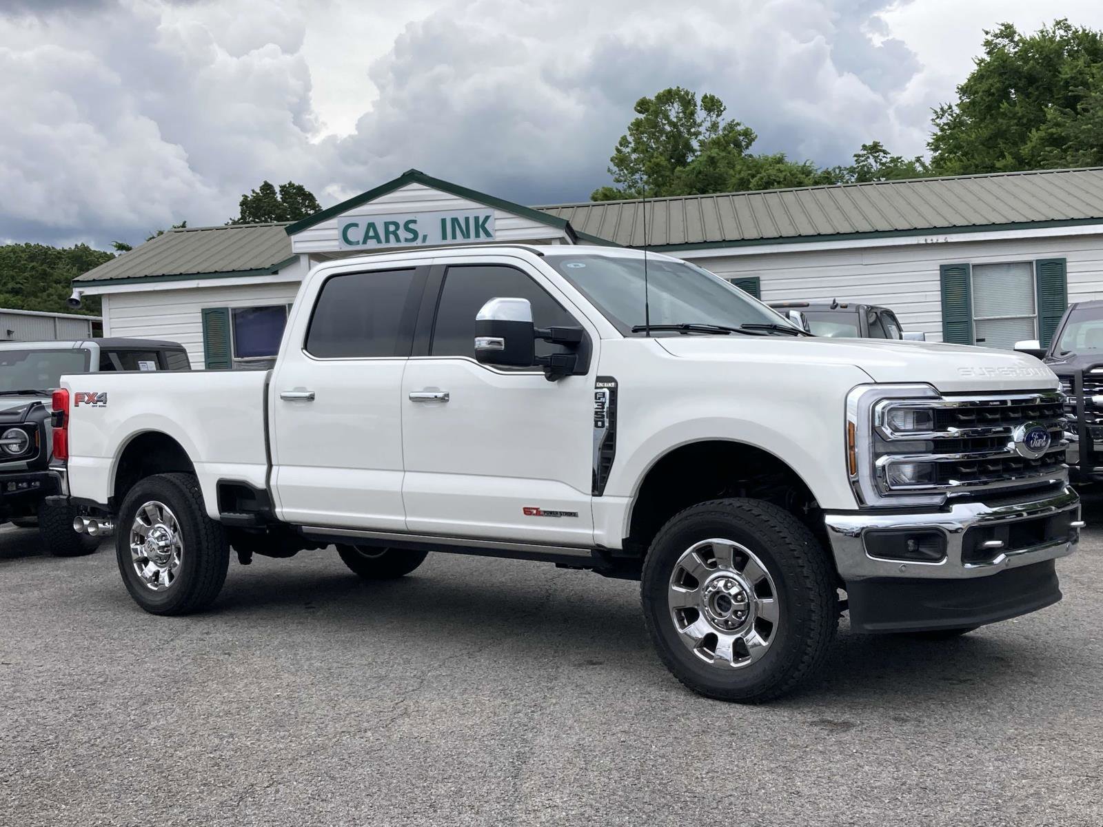 Used 2024 Ford F350 King Ranch w/ Chrome Package image 1