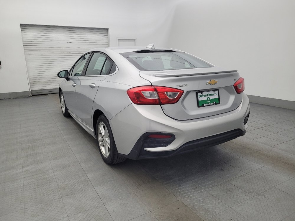 Used 2017 Chevrolet Cruze LT w/ Convenience Package image 5