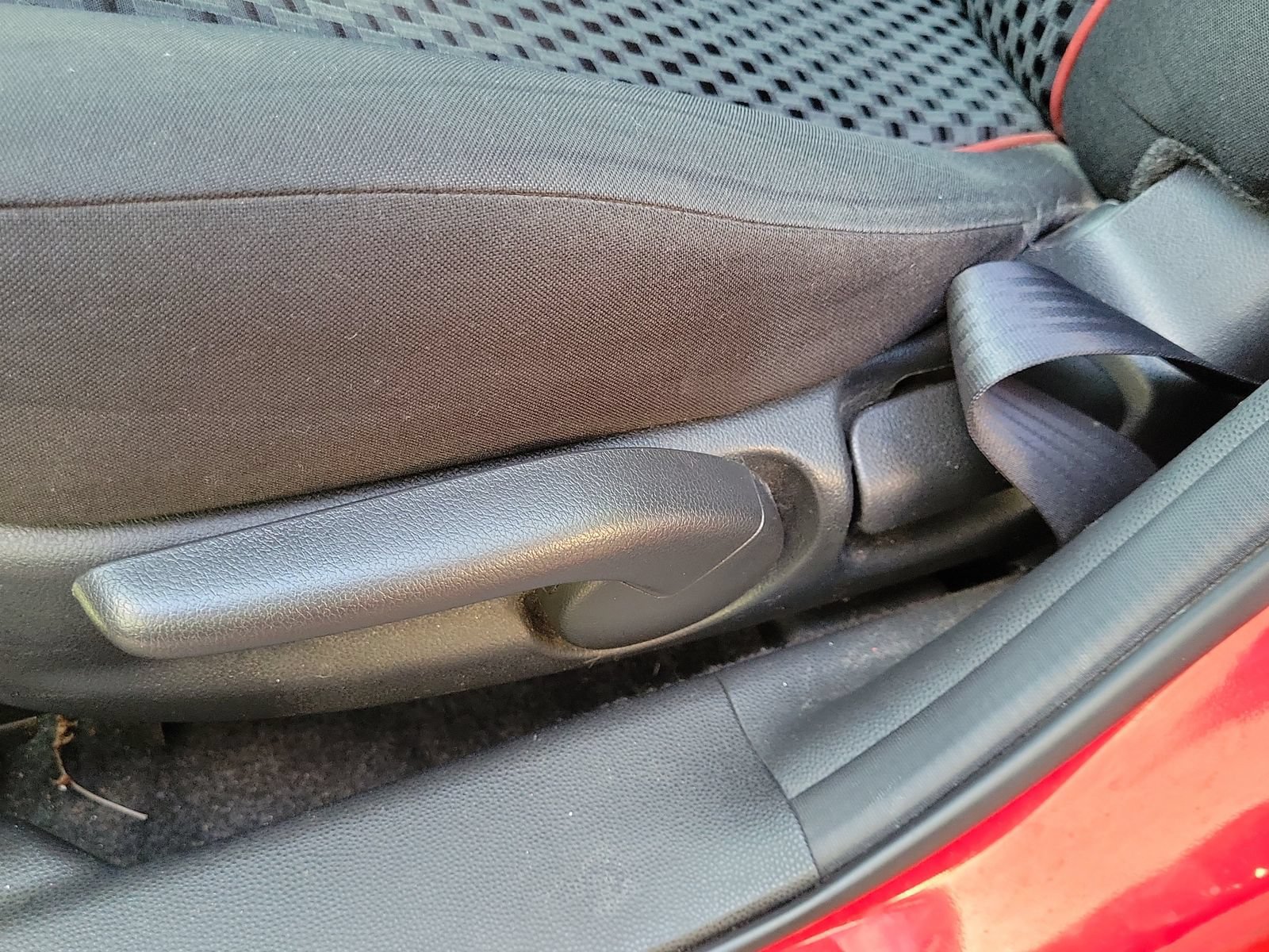 Used 2012 MAZDA MAZDA2 Touring FWD image 13