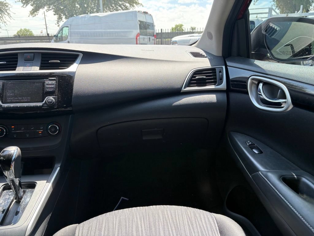 Used 2017 Nissan Sentra SV FWD image 8