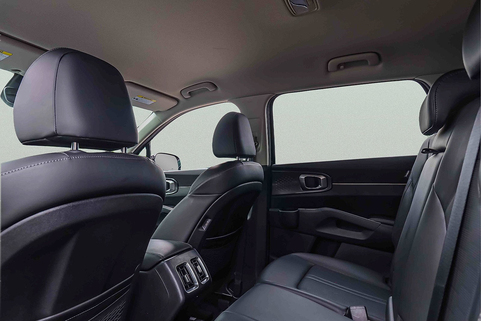 Certified 2026 Kia Sorento S FWD image 23