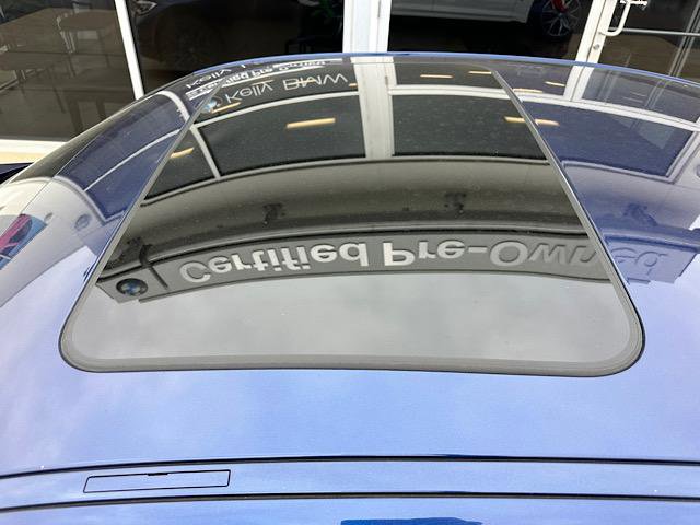 Used 2020 BMW 330i xDrive Sedan w/ Premium Package image 12