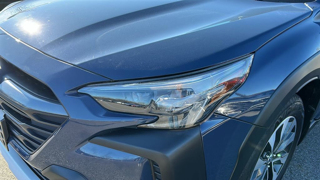 Used 2023 Subaru Outback Touring XT image 4