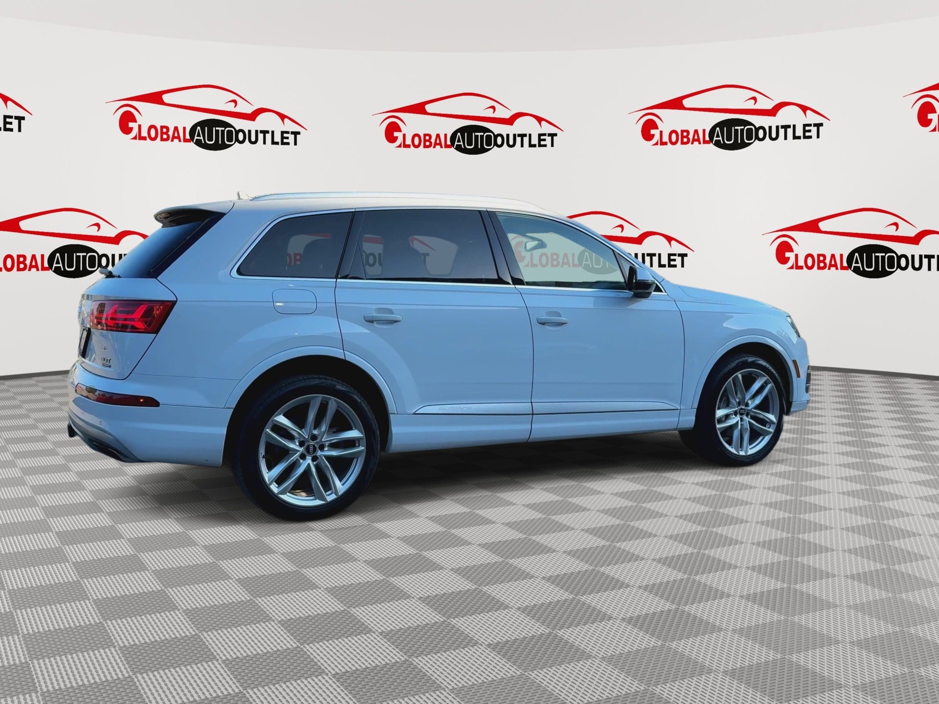 Used 2018 Audi Q7 3.0T Prestige AWD/4WD image 8
