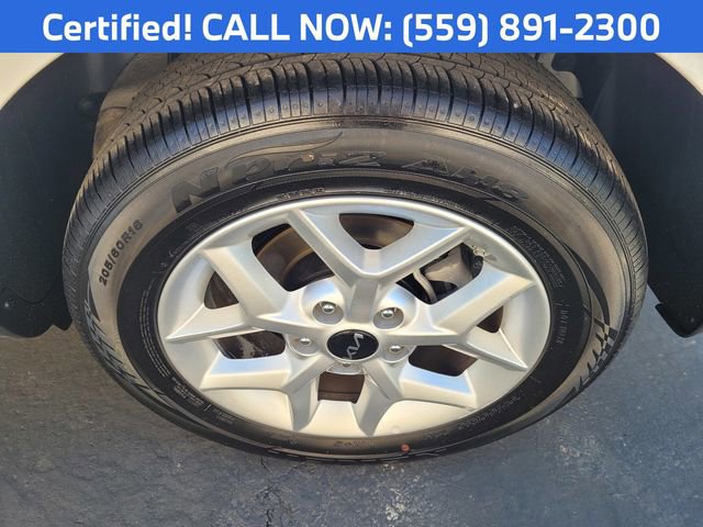 Certified 2025 Kia Soul LX FWD image 24