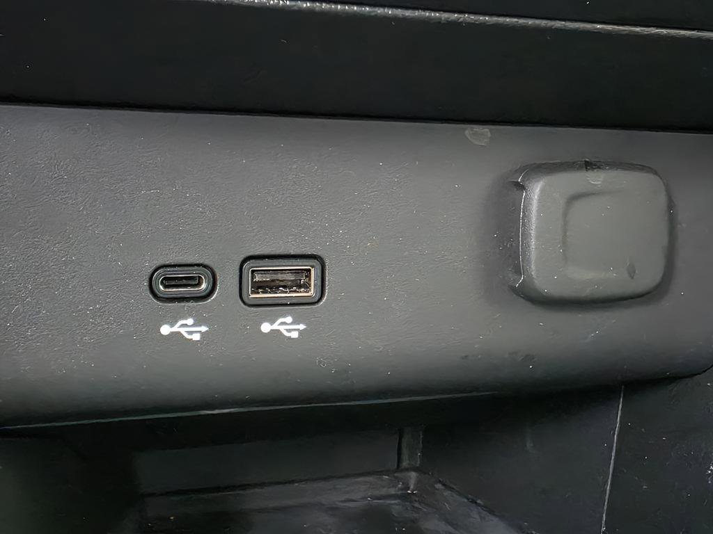 Used 2025 Buick Encore GX Preferred w/ Advanced Technology Package image 34