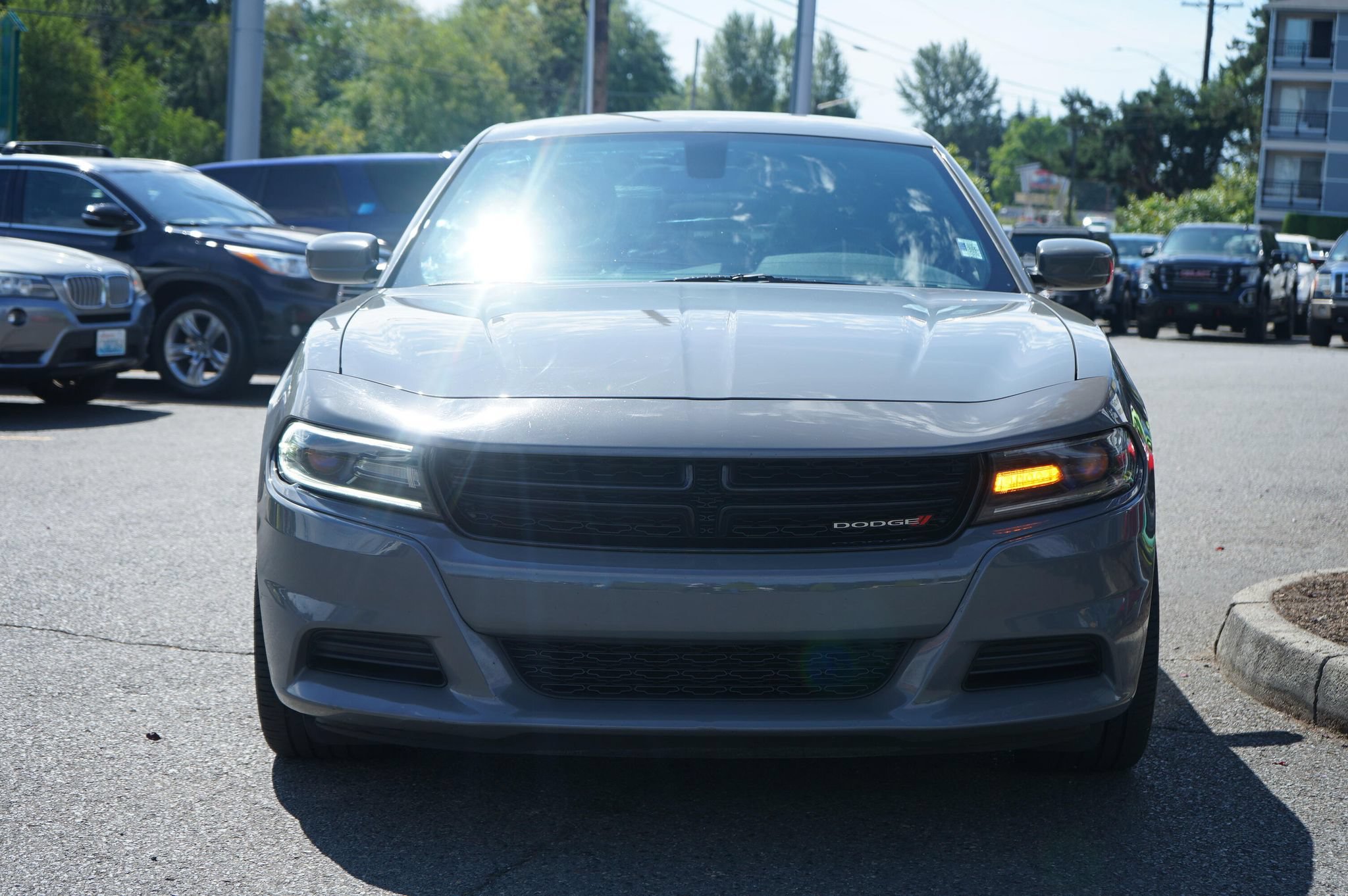 Used 2018 Dodge Charger SXT RWD image 8