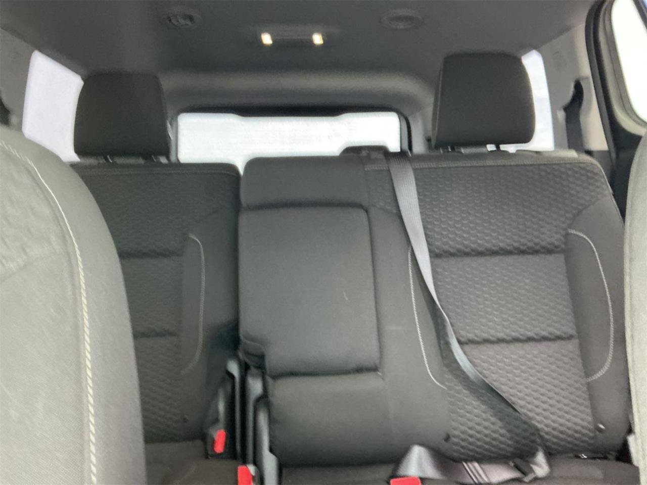 Used 2017 GMC Acadia SLE FWD image 11
