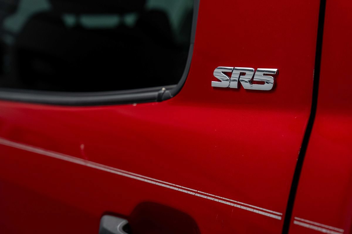 Used 2018 Toyota Tundra SR5 AWD/4WD image 13