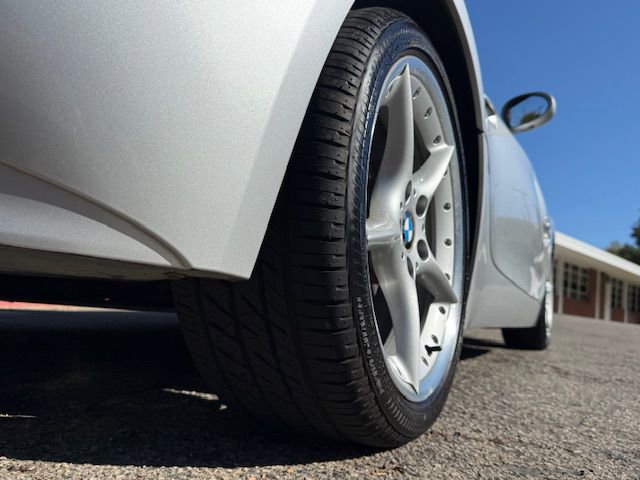 Used 2006 BMW Z4 3.0si image 22