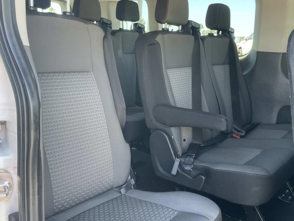 Used 2024 Ford Transit 350 XLT image 7