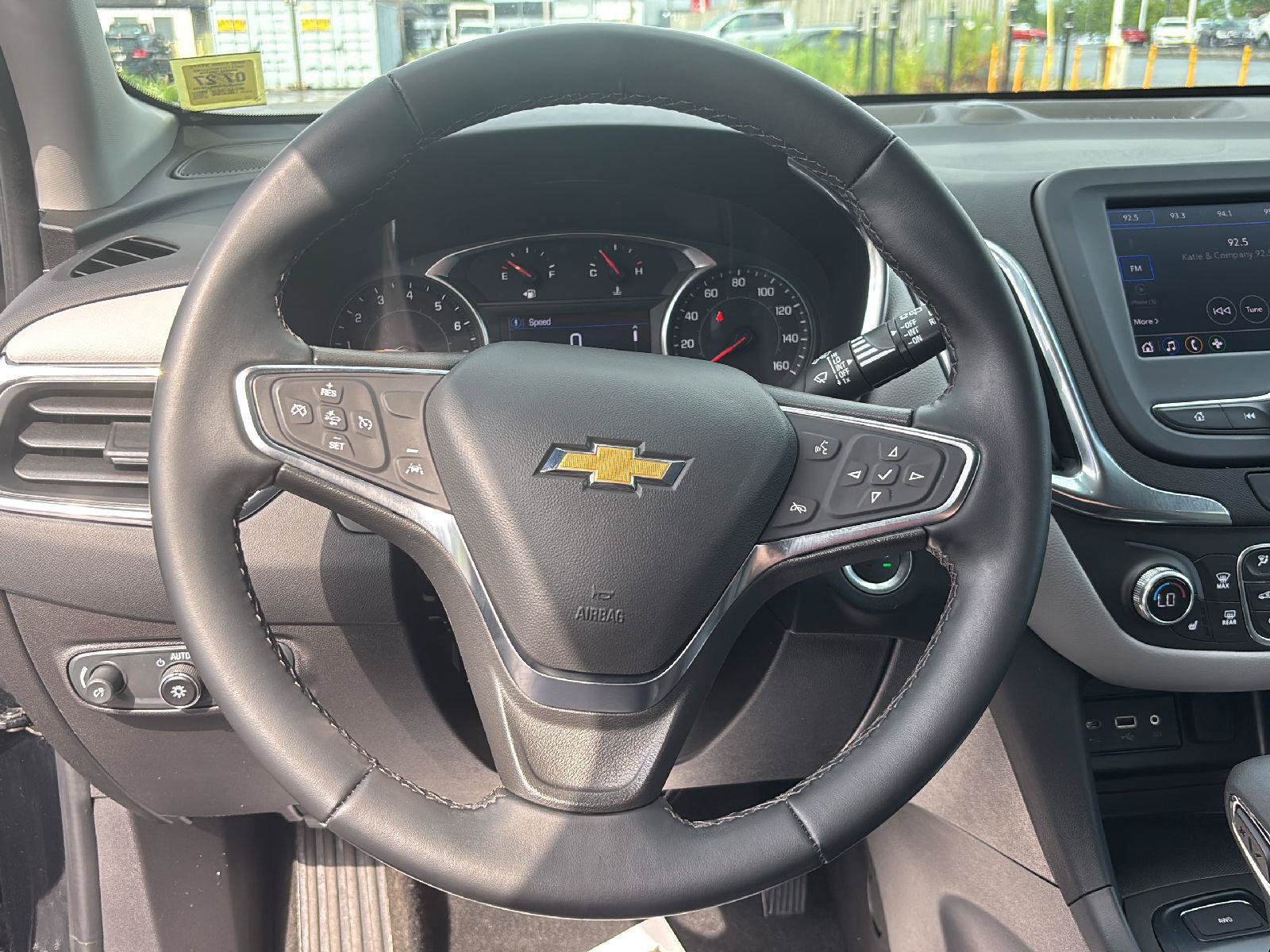 Used 2024 Chevrolet Equinox LT AWD/4WD image 22