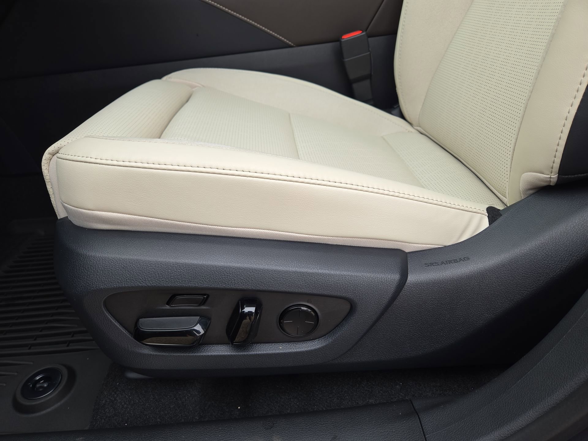 New 2026 Lexus RX 350 AWD image 17