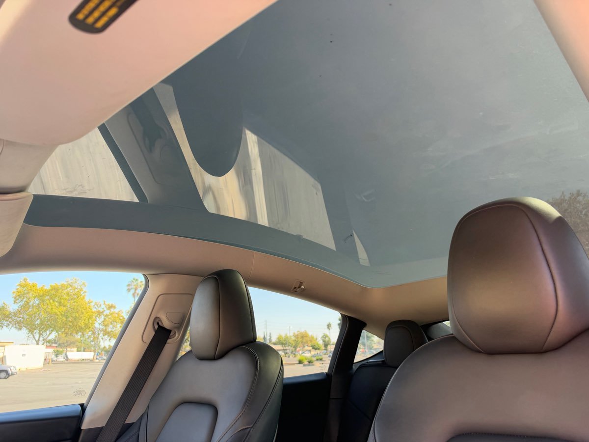 Used 2024 Tesla Model Y Long Range AWD/4WD image 11