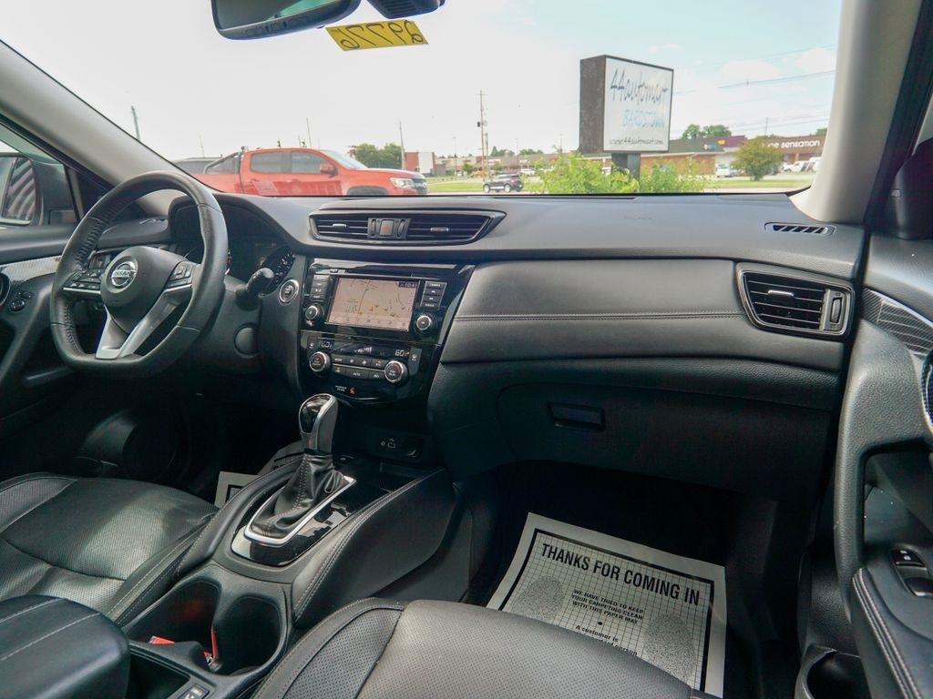 Used 2020 Nissan Rogue SL w/ Premium Package FWD image 15