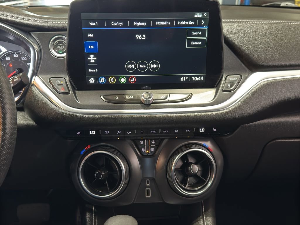 Used 2025 Chevrolet Blazer LT image 27