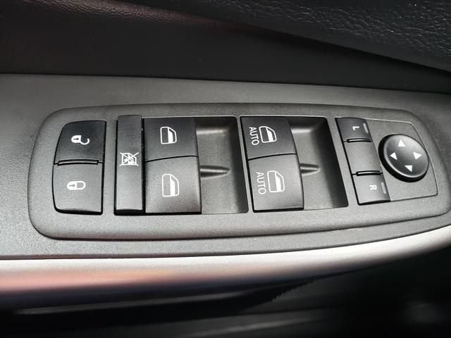 Used 2022 Jeep Cherokee Latitude Lux AWD/4WD image 25