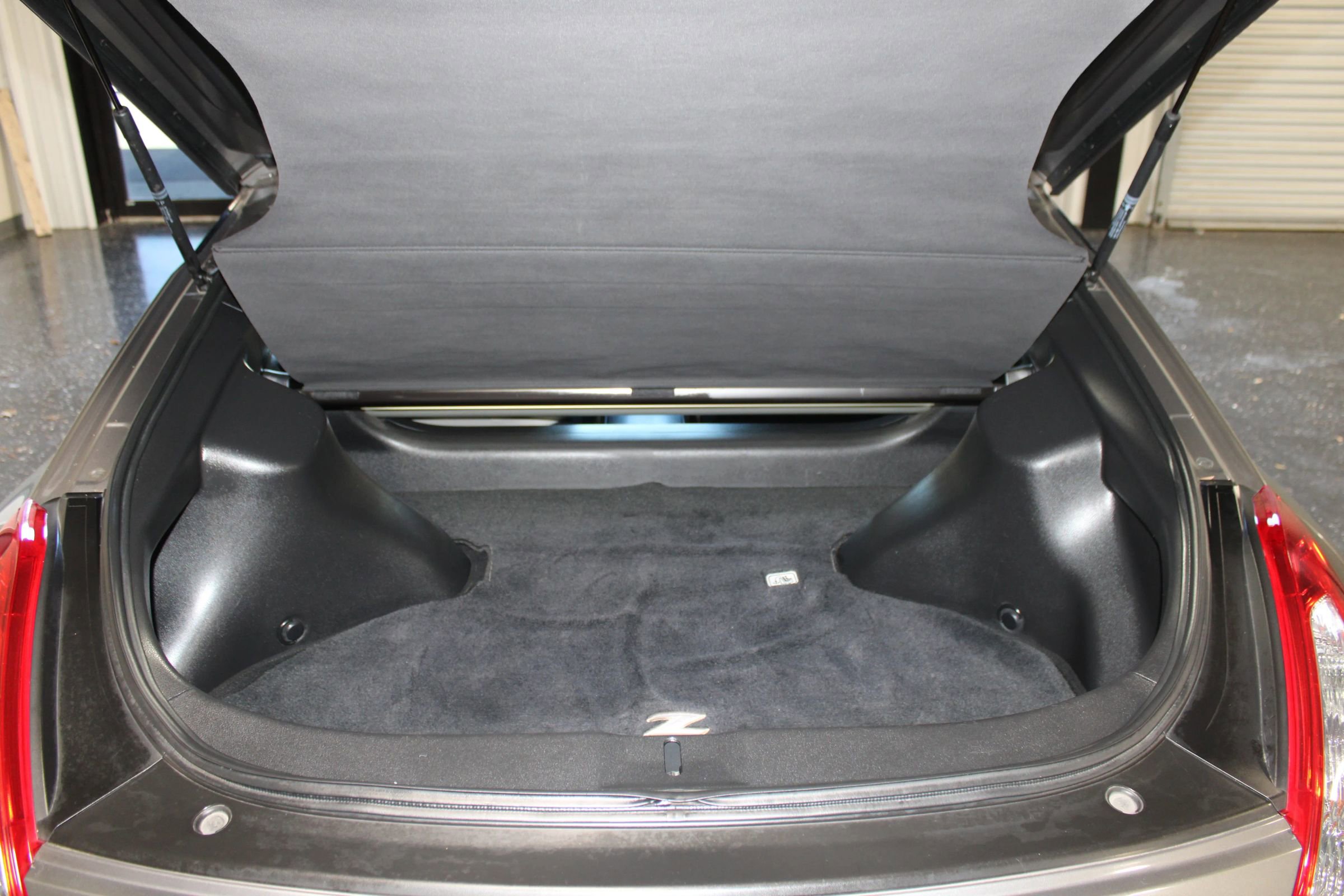 Used 2009 Nissan 370Z Touring w/ Sport Pkg image 20